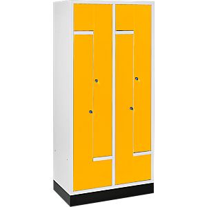 Z-Garderobenschrank, 4 Abteile, mit Sockel