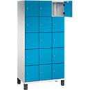 Armoire à casiers Cambio C+P, 3 compartiments, 15 casiers, sur pieds, L 900 x P 525 x H 1980 mm, gris clair/bleu clair