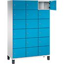 Armoire à casiers Cambio C+P, 3 compartiments, 18 casiers, sur pieds, L 1200 x P 525 x H 1980 mm, gris clair/bleu clair