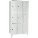 Armoire à casiers pour objets de valeur 300 mm, 3 compartiments, 9 casiers, serrure à cylindre de sécurité, pied, gris clair