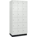 C+P Cambio lockerkast, 3 vakken, 18 vakken, met plint, B 900 x D 525 x H 1980 mm, verkeerswit