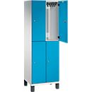 C+P Doppelstöckiger Spind Cambio, 2 Abteile, 4 Fächer, auf Füßen, B 600 x T 525 x H 1980 mm, lichtgrau/lichtblau