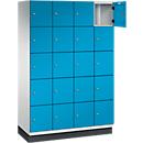C+P Schließfachschrank Cambio, 4 Abteile, 20 Fächer, mit Sockel, B 1200 x T 525 x H 1980 mm, lichtgrau/lichtblau