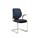 Chaise visiteur GIROFLEX 353,empilable, piètement chromé, avec accoudoirs, tissu bleu/noir