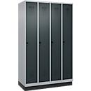 Kleiderspind C+P Evolo Plus, 4 Abteile, 300 mm Abteilbreite, mit Sockel, Anschlag rechts, B 1200 x T 500 x H 1950 mm, Drehriegel, weißaluminium/anthrazitgrau