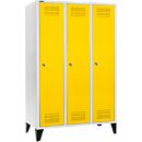Schäfer Shop Genius Kledinglocker met poten, 3 compartimenten, 400 mm compartimentbreedte, cilinderslot, lichtgrijs/koolzaadgeel