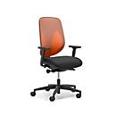 Siège de bureau 353 Giroflex, avec accoudoirs, mécanisme synchrone automatique, assise galbée, dossier 3D en filet, orange/noir