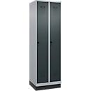 Vestiaire C+P Evolo Plus, 2 compartiments, largeur de compartiment 300 mm, avec socle, butée à droite, verrou rotatif de sécurité, butée Soft, anti-effraction, L 600 x P 500 x H 1950 mm, aluminium blanc RAL 9006/gris anthracite RAL 7016