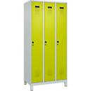 Vestiaire C+P Evolo Plus, 3 compartiments, largeur des compartiments 300 mm, avec pieds, verrou rotatif, L 900 x P 500 x H 1950 mm, gris clair/vert clown