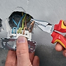 Pince combinée à becs pointus, L. 145 mm, étui multicompartiment, chromée, homologuée VDE, KNIPEX