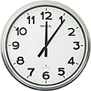 Radiogestuurde wandklok Maul MAULride, rond, extra groot, voor binnengebruik, Arabische cijfers, minuten &amp; uureenheid, ∅ 610 mm, kunststof &amp; mineraalglas, zilver-wit-zwart, incl. batterij