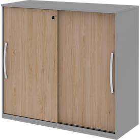Armoire à porte coulissante BARI, 4 tablettes, serrure, avec cloison médiane, l. 1200 x P 430 x H 1117 mm, coloris chêne/gris moyen
