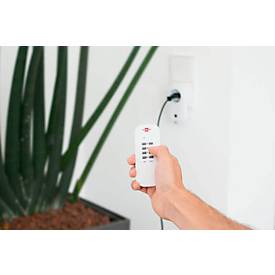Brennenstuhl Funkschalt-Set RC CE1 3001, 3 Funksteckdosen, 1 Handsender, 25 m Reichweite, bis 1000 W, erhöhter Berührungsschutz, B 51 x H 115 mm, weiß, inkl. Batterien
