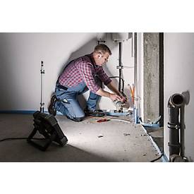 Brennenstuhl LED Arbeitsstrahler DINORA 10050, 10600lm, 5700K, IP54, dimmbar, Kunststoff gummiert, 5m Kabel, schwarz