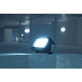 Brennenstuhl Multi Battery LED Akku Strahler 3000 MA, 3150 lm, 4 Schaltstufen, Kippschutzfunktion, mit Griff, Akku-Statusanzeige, IP65, schwarz