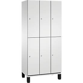 C+P Doppelstöckiger Spind Cambio, 3 Abteile, 6 Fächer, auf Füßen, B 900 x T 525 x H 1980 mm, lichtgrau