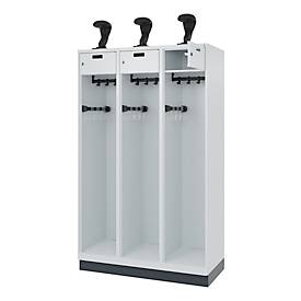 C+P Feuerwehrspind Evolo, Modell PRAKTUS, 3 Abteile, H 1950 x B 1200 x T 500 mm, Sockel, lichtgrau RAL 7035