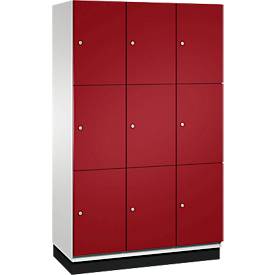 C+P Schließfachschrank Cambio, 3 Abteile, 9 Fächer, mit Sockel, B 1200 x T 525 x H 1980 mm, lichtgrau/rubinrot