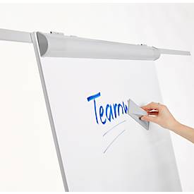 Franken Flipchart ECO Mobil F2400/N, 5 Rollen, höhenverstellbar, magnethaftend, 2 Seitenarme, Ablageschale, Kunststoff & Metall, Tafel 680 x 1050 mm