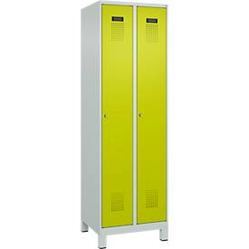 Kleiderspind C+P Evolo Plus, 2 Abteile, 300 mm Abteilbreite, mit Füßen, Anschlag rechts, Zylinderschloss, B 600 x T 500 x H 1950 mm, lichtgrau/clowngrün