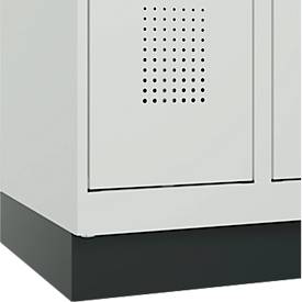 Kleiderspind C+P Evolo Plus, 2 Abteile, 300 mm Abteilbreite, mit Sockel, Anschlag rechts, Drehriegel, B 600 x T 500 x H 1950 mm, lichtgrau/lichtgrau