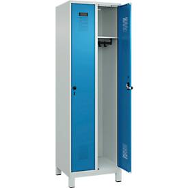 Kleiderspind C+P Evolo Plus, 2 Abteile, 300 mm breit, mit Füßen, Sicherheits-Drehriegel, B 600 x T 500 x H 1950 mm, lichtgrau/lichtblau