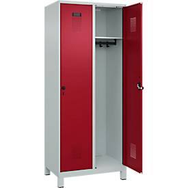 Kleiderspind C+P Evolo Plus, 2 Abteile, 400 mm Abteilbreite, mit Füßen, Anschlag rechts, B 800 x T 500 x H 1950 mm, Drehriegel, lichtgrau/rubinrot