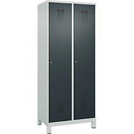 Kleiderspind C+P Evolo Plus, 2 Abteile, 400 mm Abteilbreite, mit Füßen, Anschlag rechts, B 800 x T 500 x H 1950 mm, Zylinder, lichtgrau/anthrazitgrau