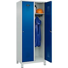 Kleiderspind C+P Evolo Plus, 2 Abteile, 400 mm Abteilbreite, mit Füßen, Anschlag rechts, B 800 x T 500 x H 1950 mm, Zylinder, lichtgrau/enzianblau