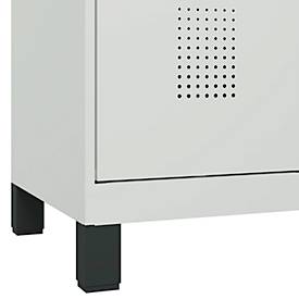 Kleiderspind C+P Evolo Plus, 2 Abteile, 400 mm Abteilbreite, mit Füßen, Anschlag rechts, B 800 x T 500 x H 1950 mm, Zylinder, lichtgrau/lichtgrau
