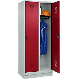 Kleiderspind C+P Evolo Plus, 2 Abteile, 400 mm Abteilbreite, mit Sockel, Anschlag rechts, B 800 x T 500 x H 1950 mm, Drehriegel, lichtgrau/rubinrot