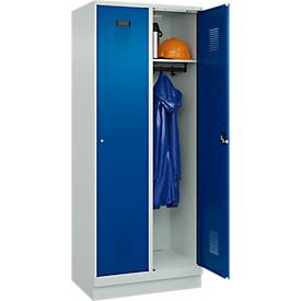 Kleiderspind C+P Evolo Plus, 2 Abteile, 400 mm Abteilbreite, mit Sockel, Anschlag rechts, B 800 x T 500 x H 1950 mm, Zylinder, lichtgrau/enzianblau