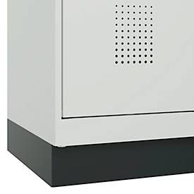 Kleiderspind C+P Evolo Plus, 2 Abteile, 400 mm Abteilbreite, mit Sockel, Anschlag rechts, B 800 x T 500 x H 1950 mm, Zylinder, lichtgrau/lichtgrau