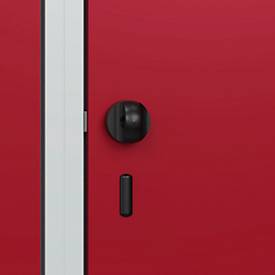 Kleiderspind C+P Evolo Plus, 2 Abteile à 300 mm Breite, schwebende Sitzbank, B 600 x T 815 x H 2120 mm, Drehriegel, lichtgrau/rubinrot