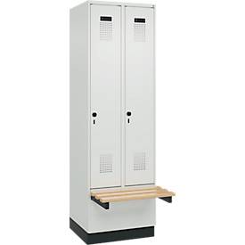 Kleiderspind C+P Evolo Plus, 2 Abteile à 300 mm Breite, Sockel, schwebende Sitzbank, B 600 x T 815 x H 1950 mm, Drehriegel, lichtgrau/lichtgrau