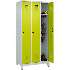 Kleiderspind C+P Evolo Plus, 3 Abteile, 300 mm Abteilbreite, mit Füßen, Drehriegel, B 900 x T 500 x H 1950 mm, lichtgrau/clowngrün
