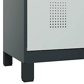 Kleiderspind C+P Evolo Plus, 3 Abteile, 400 mm Abteilbreite, mit Füßen, Anschlag rechts, B 1200 x T 500 x H 1950 mm, Drehriegel, anthrazitgrau/lichtgrau