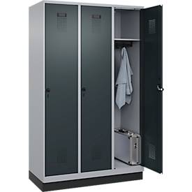 Kleiderspind C+P Evolo Plus, 3 Abteile, 400 mm Abteilbreite, mit Sockel, Anschlag rechts, B 1200 x T 500 x H 1950 mm, Drehriegel, weißaluminium/anthrazitgrau