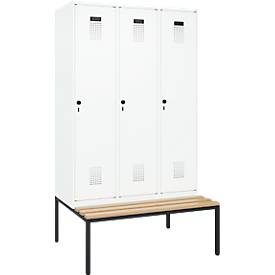 Kleiderspind C+P Evolo Plus, 3 Abteile, 400 mm Abteilbreite, mit untergebauter Sitzbank, B 1200 x T 815 x H 2120 mm, Drehriegel, verkehrsweiß/verkehrsweiß