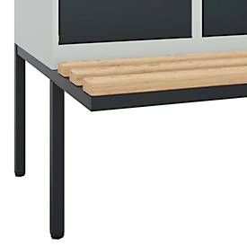 Kleiderspind C+P Evolo Plus, 3 Abteile à 400 mm Breite, schwebende Sitzbank, B 1200 x T 815 x H 2120 mm, Drehriegel, lichtgrau/anthrazitgrau