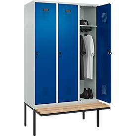 Kleiderspind C+P Evolo Plus, 3 Abteile à 400 mm Breite, schwebende Sitzbank, B 1200 x T 815 x H 2120 mm, Drehriegel, lichtgrau/enzianblau