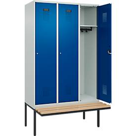 Kleiderspind C+P Evolo Plus, 3 Abteile à 400 mm Breite, schwebende Sitzbank, B 1200 x T 815 x H 2120 mm, Zylinder, lichtgrau/enzianblau