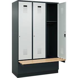 Kleiderspind C+P Evolo Plus, 3 Abteile à 400 mm Breite, Sockel, schwebende Sitzbank, B 1200 x T 815 x H 1950 mm, Zylinder, anthrazitgrau/lichtgrau