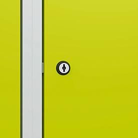 Kleiderspind C+P Evolo Plus, 3 Abteile, Anschlag rechts, Zylinderschloss, B 900 x T 500 x H 1950 mm, lichtgrau/clowngrün