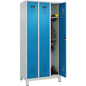 Kleiderspind C+P Evolo Plus, 3 Abteile, Anschlag rechts, Zylinderschloss, B 900 x T 500 x H 1950 mm, lichtgrau/lichtblau