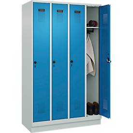 Kleiderspind C+P Evolo Plus, 4 Abteile, 300 mm Abteilbreite, mit Sockel, Anschlag rechts, B 1200 x T 500 x H 1950 mm, Drehriegel, lichtgrau/lichtblau