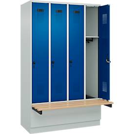 Kleiderspind C+P Evolo Plus, 4 Abteile à 300 mm Breite, Sockel, schwebende Sitzbank, B 1200 x T 815 x H 1950 mm, Drehriegel, lichtgrau/enzianblau