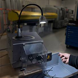 LED-Arbeitsleuchte Bauer & Böcker Flexi, 4,5 W, 450 lm, 5500 K, dimmbar, neigbar, Magnetfuß, IP65, L 610 mm, Aluminium, grau-schwarz