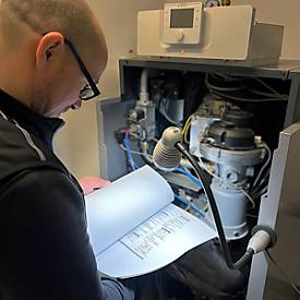 LED-Arbeitsleuchte Bauer & Böcker Flexi 90°, 4,5 W, 450 lm, 5500 K, dimmbar, neigbar, Magnetfuß, IP65, L 600 mm, Aluminium, grau-schwarz