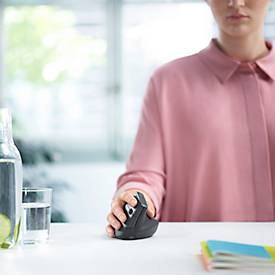 Maus Logitech MX Vertical, optisch, BT/Kabel, 6 Tasten, 4000 dpi, ergonomisch, graphitgrau